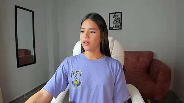 Alice23jones online show from 02/13/25, 03:03