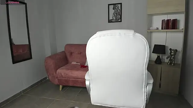 Alice23jones online show from 09/11/25, 03:12