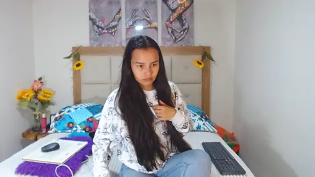 valentina hearts online show from 03/06/25, 11:53
