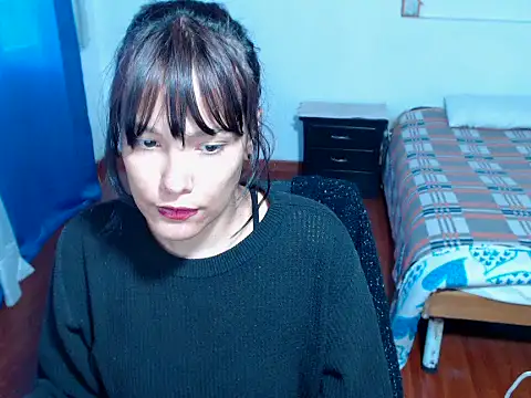 Snapshot of home_vlak chatting on 12/16/25, 06:13 home vlak online show from 12/16/25, 06:13