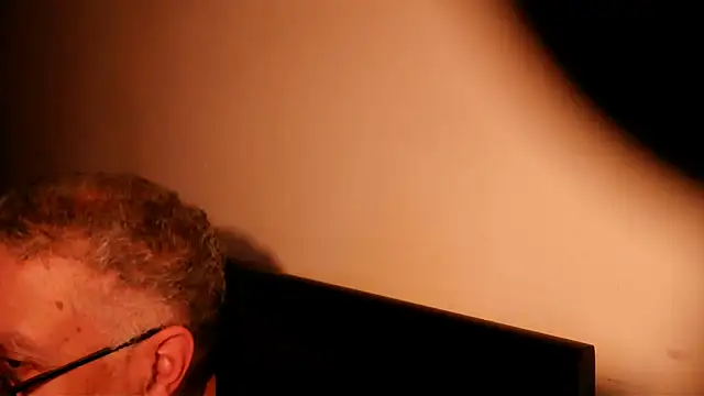 100Tauros online show from 03/15/25, 06:43