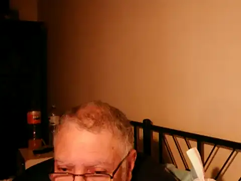 100Tauros online show from 10/15/25, 04:01