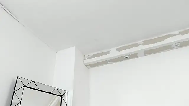 Juliabadlee online show from 12/30/24, 03:25