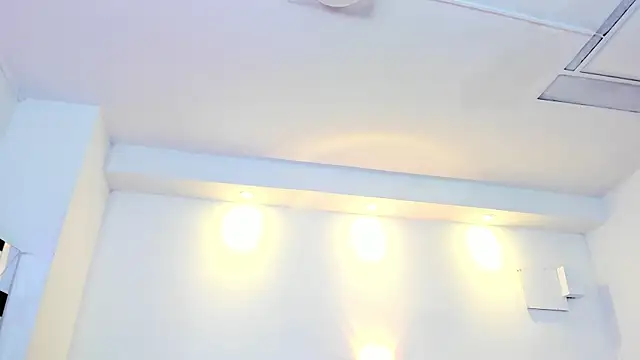 Juliabadlee online show from 03/21/25, 03:44