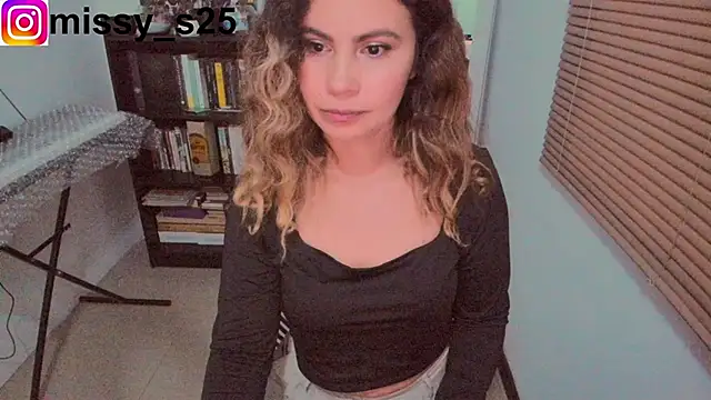 gigi stephans online show from 02/08/26, 02:04