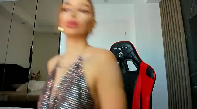 Snapshot of Alessa_Burns chatting on 12/17/24, 07:50 Alessa Burns online show from 12/17/24, 07:50