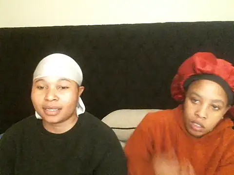 R-thequeen online show from 09/26/25, 12:14