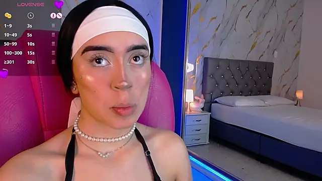 Julieta De Los Angeles online show from 01/10/25, 06:31