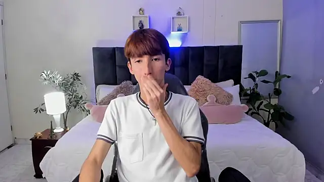 Jake evans online show from 04/22/26, 01:56