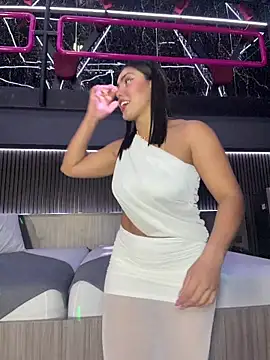 zui lu online show from 04/01/26, 01:39