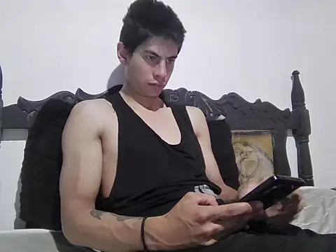 lmlfff online show from 03/23/26, 07:07