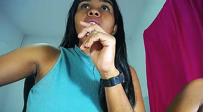 Snapshot of Sashabreck chatting on 02/03/25, 06:24 Sashabreck online show from 02/03/25, 06:24