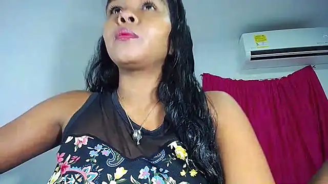 Snapshot of Sashabreck chatting on 09/19/25, 02:57 Sashabreck online show from 09/19/25, 02:57