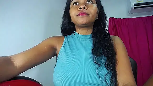 Snapshot of Sashabreck chatting on 10/10/25, 04:44 Sashabreck online show from 10/10/25, 04:44