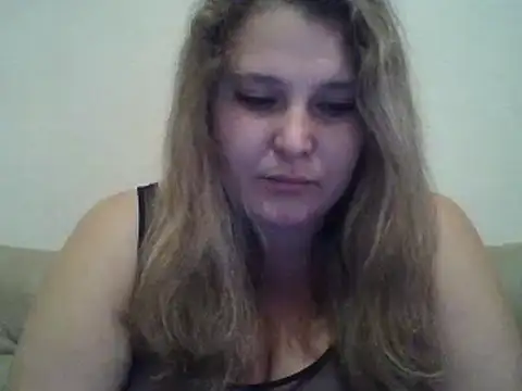 ParisMimi online show from 10/15/25, 10:15