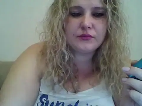 ParisMimi online show from 11/13/25, 09:41