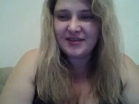 ParisMimi online show from 11/20/25, 08:14