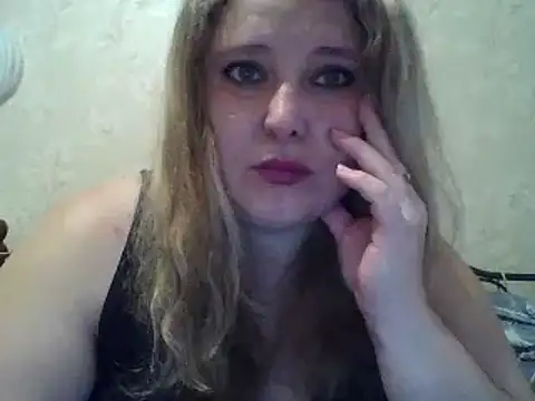 ParisMimi online show from 11/25/25, 11:54