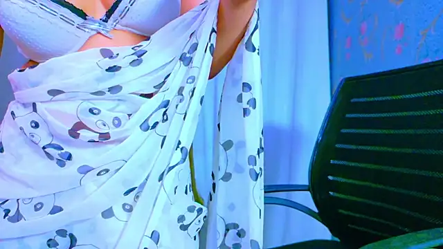 Aashika-Kaur online show from 03/11/25, 03:48