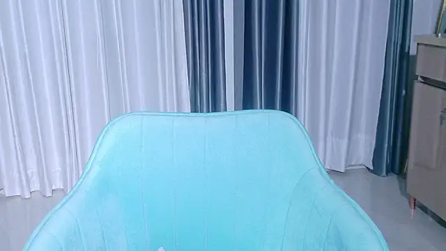 Snapshot of Aashika-Kaur chatting on 06/05/26, 04:52 Aashika-Kaur online show from 06/05/26, 04:52