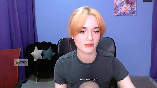 liana kisses online show from 01/15/25, 11:08