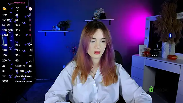 liana kisses online show from 09/12/25, 07:03