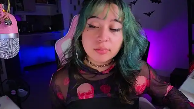 FernandaOrtegaaa online show from 11/19/25, 12:10