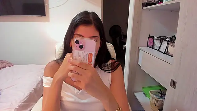 misstoya online show from 10/07/25, 01:03