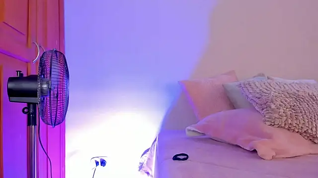 martinaaricci online show from 09/10/25, 01:33