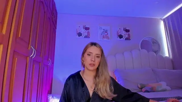 martinaaricci online show from 02/09/26, 03:27