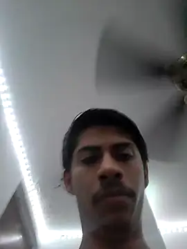 Snapshot of culitotragon24 chatting on 10/21/25, 06:36 culitotragon24 online show from 10/21/25, 06:36