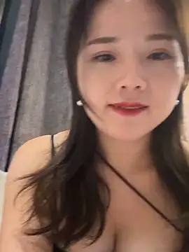 Snapshot of Efangfang chatting on 01/01/25, 12:22 Efangfang online show from 01/01/25, 12:22
