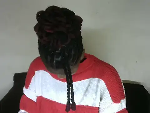 Pretty-emmie online show from 02/05/25, 02:37