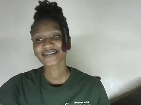 Pretty-emmie online show from 02/08/25, 04:36