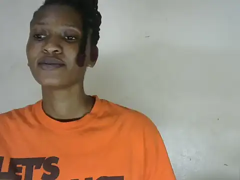 Pretty-emmie online show from 02/14/25, 10:28