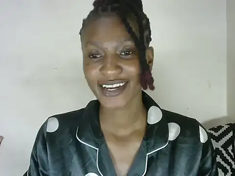 Pretty-emmie online show from 03/08/25, 03:17