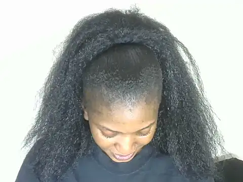 Pretty-emmie online show from 09/13/25, 04:40