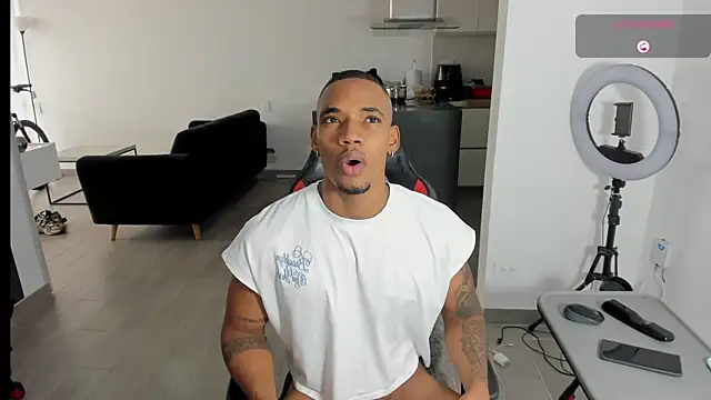 TROYWESLY- online show from 07/04/26, 07:42