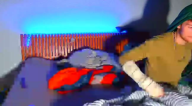 emma neko online show from 03/16/25, 02:33