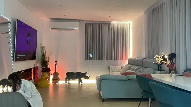 Snapshot of Mika_Miller chatting on 01/13/26, 12:27 Mika Miller online show from 01/13/26, 12:27