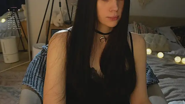 jennetdoll online show from 12/13/25, 07:53