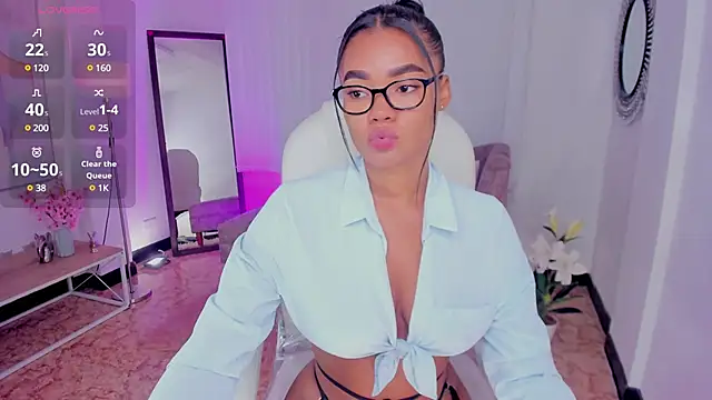 Snapshot of madisson_davon chatting on 03/06/25, 01:57 madisson davon online show from 03/06/25, 01:57