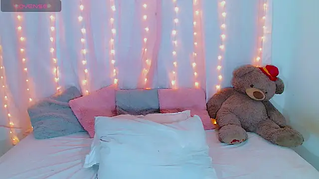 AlanaBekeer online show from 10/07/25, 09:12