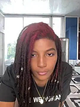 Snapshot of Lya-Kasandra chatting on 01/12/25, 07:53 Lya-Kasandra online show from 01/12/25, 07:53