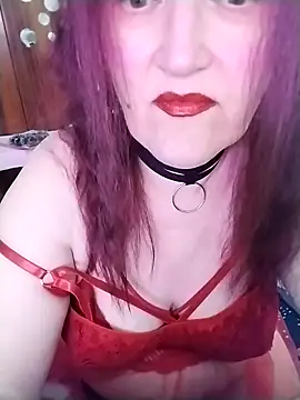 Snapshot of SabrinaXlovess chatting on 05/18/26, 05:19 SabrinaXlovess online show from 05/18/26, 05:19