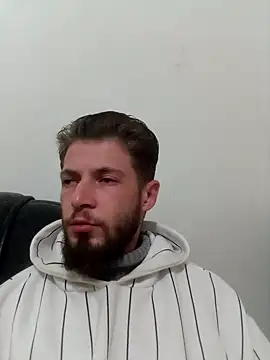 Snapshot of jimmyy_ chatting on 10/06/25, 11:07 jimmyy  online show from 10/06/25, 11:07