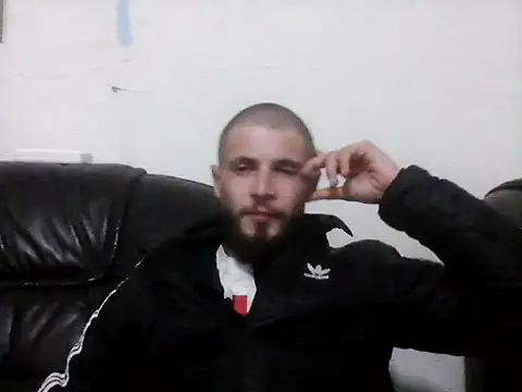 Snapshot of jimmyy_ chatting on 10/16/25, 06:09 jimmyy  online show from 10/16/25, 06:09