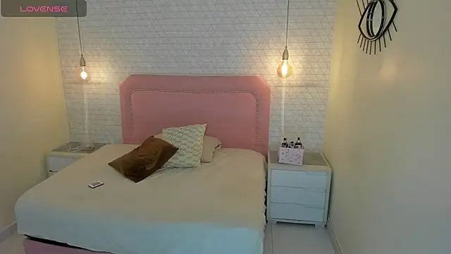 Kittytimberlake online show from 03/26/26, 12:55