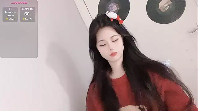 Qedgjwyz1 online show from 01/31/25, 04:03