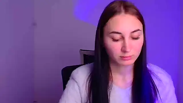 Jennifer Blum online show from 12/22/24, 10:17